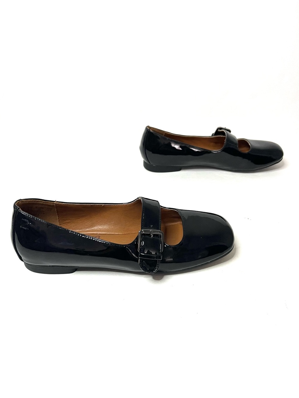 NWOB Zodiac Indira Square Toe Black Patent Mary Jane Flats - Sz 6 - Picture 3 of 8